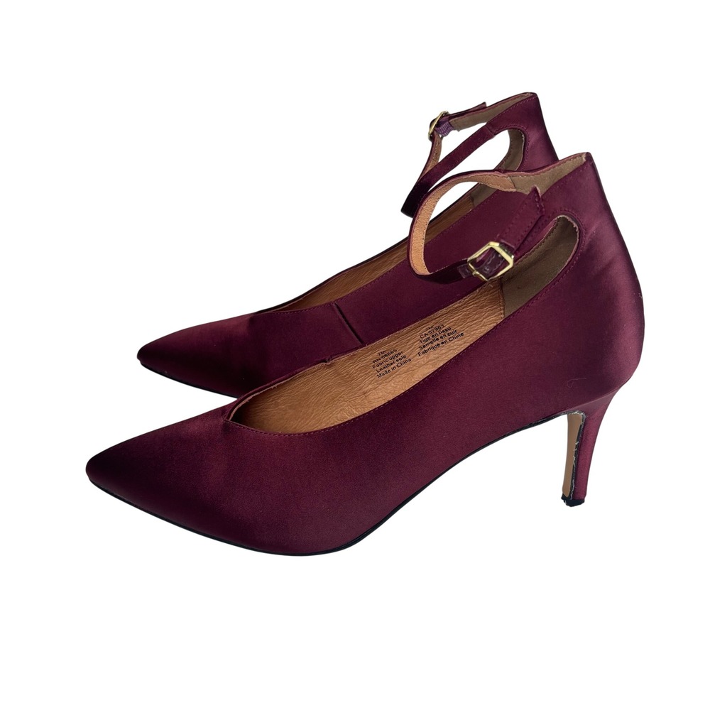 Halogen Satin Heels Pumps 7M Burgundy Ankle Pointed Toe Vamp Elegant Berry Wine
